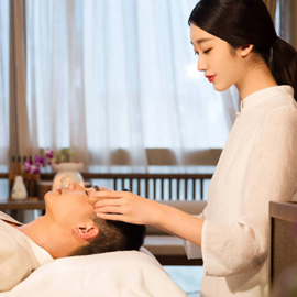 深圳南山Yayu养生馆秉持“客户至上”的服务理念